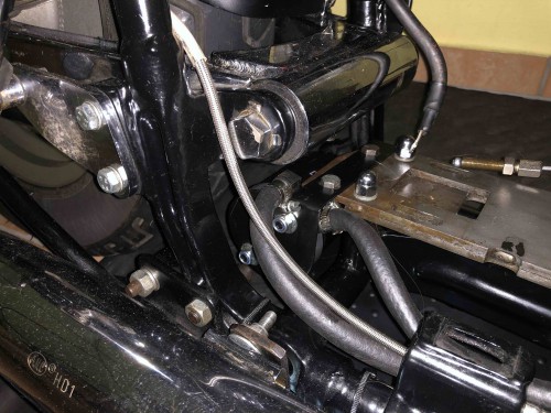 Ölfilterhalter 2.jpg