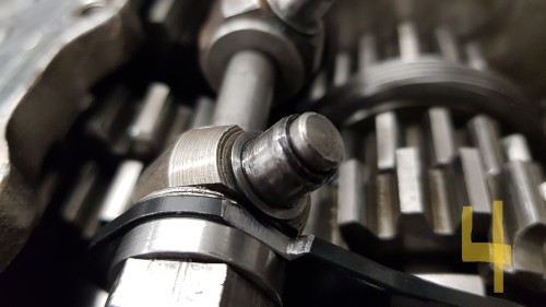 Schaltgabel frei gemacht.jpg